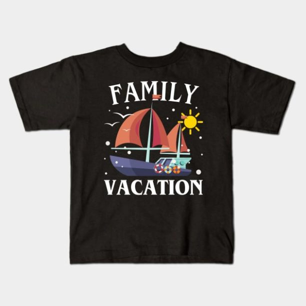 Family Vacation 2024 Winter Beach Matching Christmas Squad Catamaran Boat Trip Kids T-Shirt