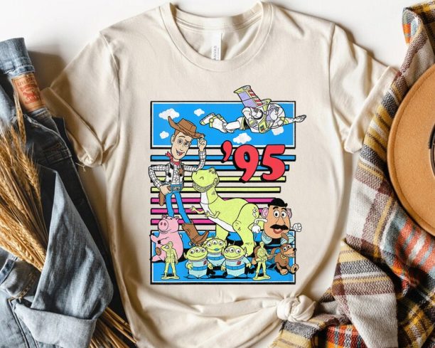 Disney Pixar Toy Story Characters 95 Retro Group Shot Vintage T-shirt, Disney And Pixar