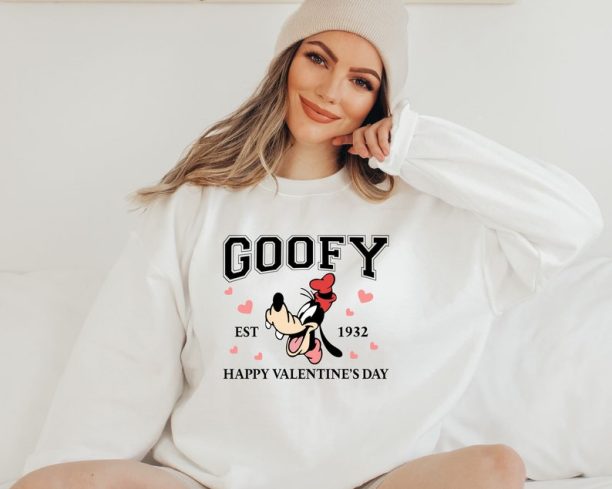 Goofy Happy Valentines Day Sweatshirt,Goofy Est. 1932 Sweatshirt,Disney Shirt ,Matching Family shirt