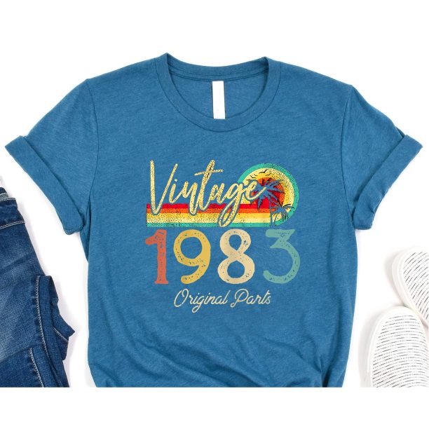 Vintage Retro 1983 40th Birthday Gifts T-Shirt For Men Women