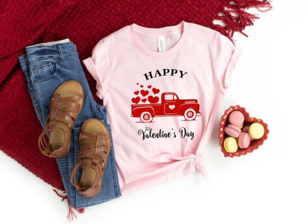 Happy Valentines Day Shirt,Love Shirt,Valentines Day Shirts For Mom,Heart Shirt,Cute Valentine Shirt,Cute Valentine Tee,Valentines Day Gift