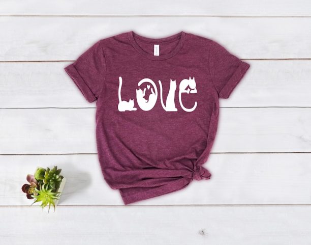 Valentines Day Shirt,Cats Valentine Shirt,Valentines Day Shirts For Mom,Cat lover Shirt, Cute Valentine Tee,Valentines Day Gift