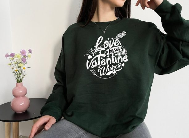 Love Kisses Valentine Wishes Sweatshirt, Love Sweatshirt, Winter Sweatshirt, Women Valentine Shirt, Woman Gift