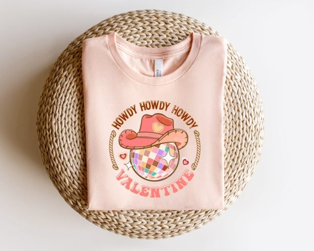 Howdy Valentine Shirt, Western Valentine's Day, Howdy Shirt Women, Western Valentines Day Gift, Retro Valentine Day Shirt, Funny Valentine