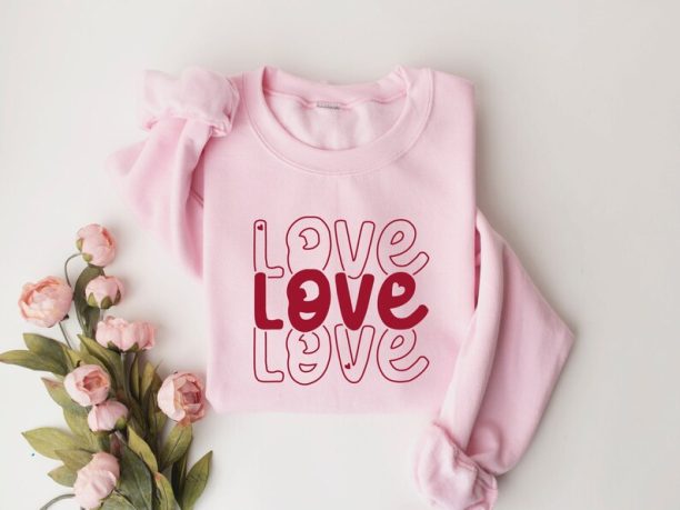 Love Sweatshirt, Valentines Sweatshirt, Love Shirt, Valentines Day Shirt, Be Mine, Heart Sweatshirt, Gift For Valentine