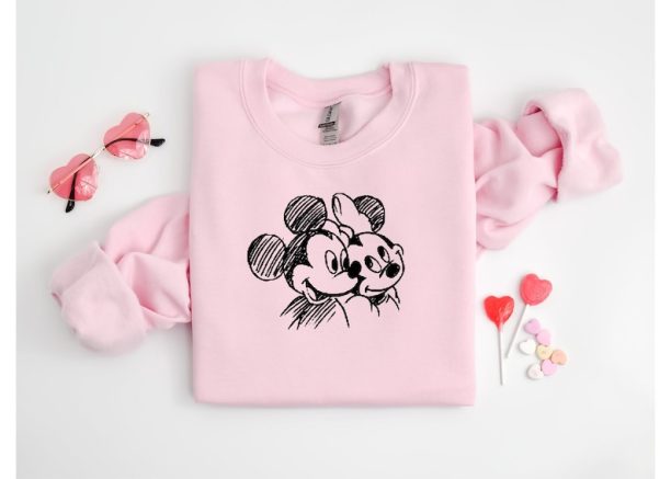 Disney Valentine Sweatshirt, Mickey Minnie Valentine Sweater, Disney Love Sweat, Cut Disney Valentine Sweatshirt, Disney Valentine Sweat