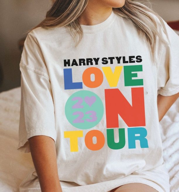 Harry Tour 2023 Shirt, Love On Tour 2023 Sweatshirt, Harry Shirt, Tour 2023 Shirt, Retro Pop King, Hoodie vintage