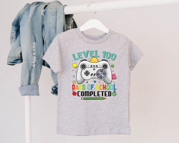 Level 100 Days of School Completed T-shirt,Gaming Shirt,100th Day Celebration Shirt,Happy 100 Day T-shirt