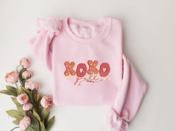 XOXO Yall Sweatshirt, Valentines Day Sweatshirt, Couple Sweatshirt, Retro Valentines Day Gift For Valentine