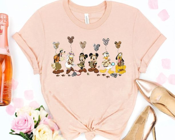 Mickey and Friends Animal Kingdom Balloon T-shirt / Disney Safari Mode Shirt / Disneyland Family Trip 2023 Tee