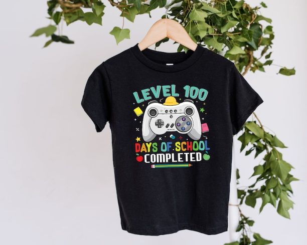 Level 100 Days of School Completed T-shirt,Gaming Shirt,100th Day Celebration Shirt,Happy 100 Day T-shirt