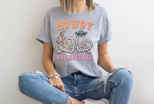 Howdy Valentine Shirt, Howdy Valentines Day T-Shirt, Western Valentine's Day Shirt, Howdy Girl Shirt, Western Cowgirl Valentines Day Gift