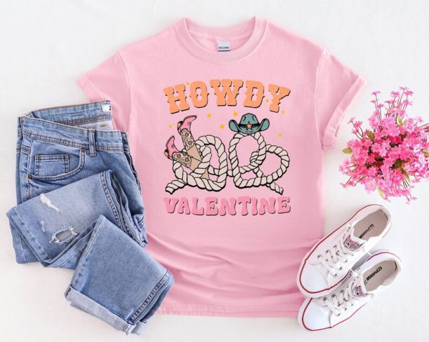 Howdy Valentine Shirt, Howdy Valentines Day T-Shirt, Western Valentine's Day Shirt, Howdy Girl Shirt, Western Cowgirl Valentines Day Gift