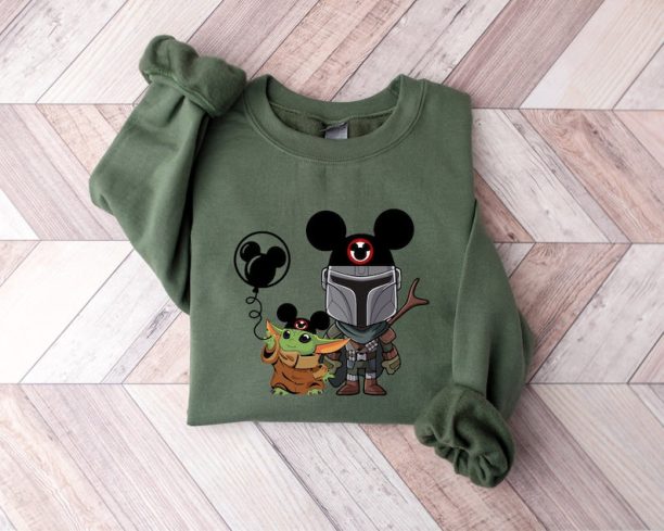 Mandalorian Grogu Sweatshirt - Mandalorian Shirt - Star Wars - Star Wars Shirt - Disney Star Wars Shirt