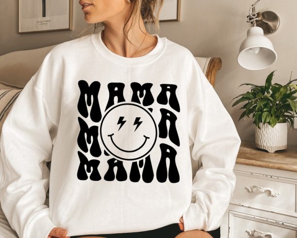 Retro Mama Sweatshirt, Aesthetic Mama Sweatshirt, Boho Smiley Face Mama Sweatshirt, Mother's Day Sweatshirt, Bohemian Clothing, Gift For Mom