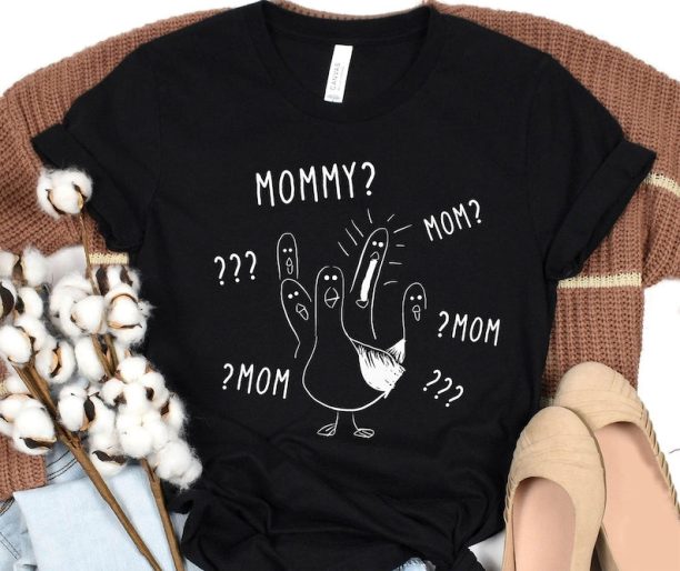 Finding Nemo Seagull Mommy Shirt / Disney Mother T-shirt / Mother's Day Shirt / Gift For Mom / Walt Disney World