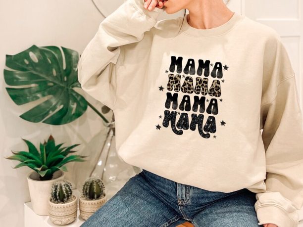 Mama Shirt, Leopard Mama Shirt, Cute Mother's Day Gift, Mother Shirt, Mama Shirt, Leopard Print Shirt for Mother, Cute Shirt for Mother