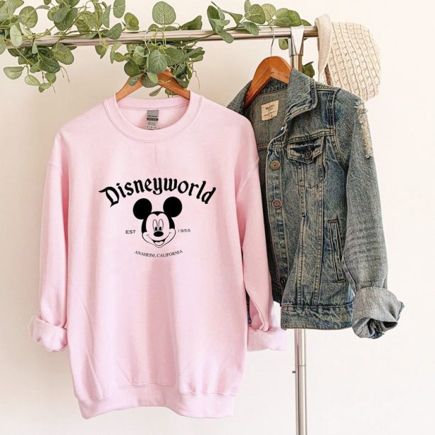 Disneyworld Mickey & Co Sweatshirt - Mickey and Friends - Disney Sweatshirt - Disney Shirts - Disney Sweatshirts