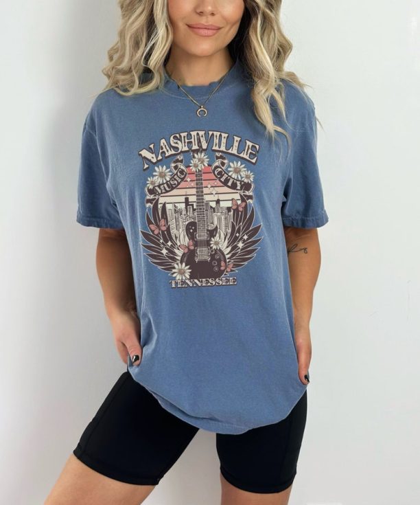 Nashville Comfort Colors Shirt, Country Music Tshirt, Retro Graphic Tee,Oversized Shirt,Boho western