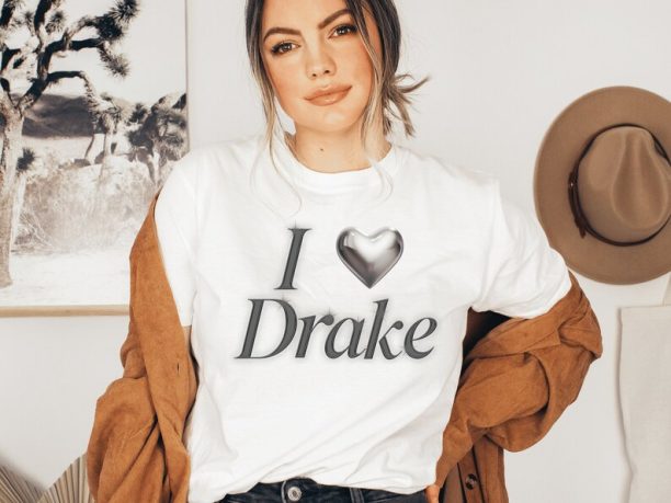 Drake Premium T-Shirt, I Love Drake, Drake Graphic Tee, Drake Tour Shirt, Drake Tour Merch, its all a blur tour