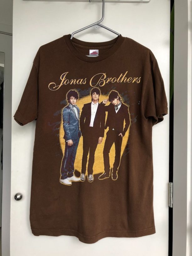 Jonas Brothers Vintage Shirt, Jonas Brothers Tour Shirt, Concert 2023 Retro Unisex Gift, Jonas Retro 90's Sweater