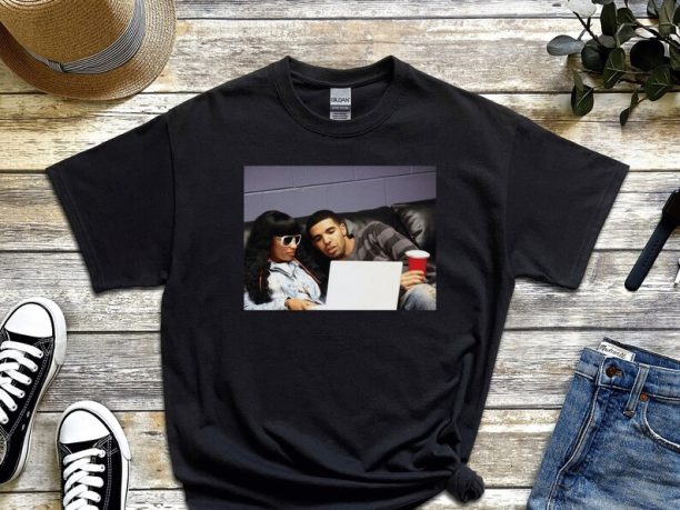 Drake Nicki Minaj T-Shirt, Drake Tour Shirt, Drake Tour Merch, Nicki Minaj Shirt, Its all a blur tour, Free Shipping