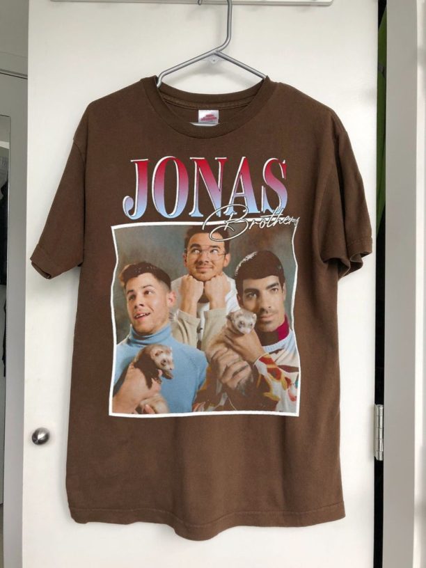 Jonas Brothers Vintage Tee, Jonas Brothers Tour Shirt, Concert 2023 Retro Unisex Gift, Jonas Retro 90's Sweater, Jonas Brothers Graphic Tee