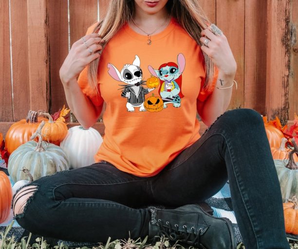 Cute Halloween Shirt, Disney Halloween Sweat, Stitch Halloween Shirt, Disney Stitch Shirt, Trick Or Treat Shirt, Spooky Disney Shirt