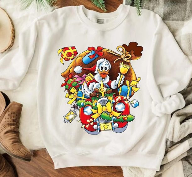 Disney Santa Donald Duck Merry Quackmas Shirt, Donald Christmas Lights Presents,Mickey's Very Merry Xmas,Disneyland Christmas Matching Shirt