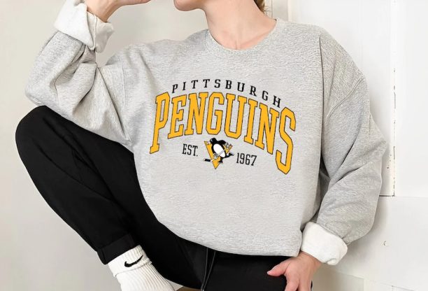 Vintage Vintage Sweatshirt, Pittsburgh Penguins Shirt, Penguins Tee, Hockey Sweatshirt, Hockey Fan Shirt