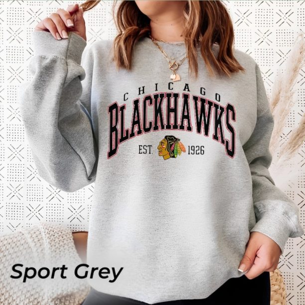 Vintage Chicago Blackhawks Sweatshirt, Blackhawks Tee, Hockey Sweatshirt, College Sweater, Hockey Fan Shirt