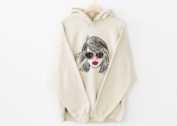 Cute Swiftie Hodie - Gift For Swiftie - Women Swiftie Hoodie - Album Tour Hoodie - Gift For Fan - Cool Album Hoodie