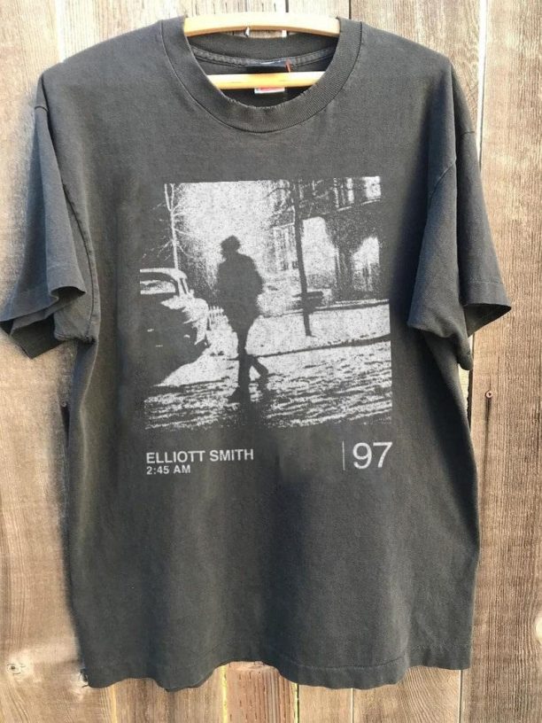 Elliott Smith / 2:45am / Minimalist Graphic Artwork Design aesthetic shirt, vintage Elliott Smith 90s rock band tee