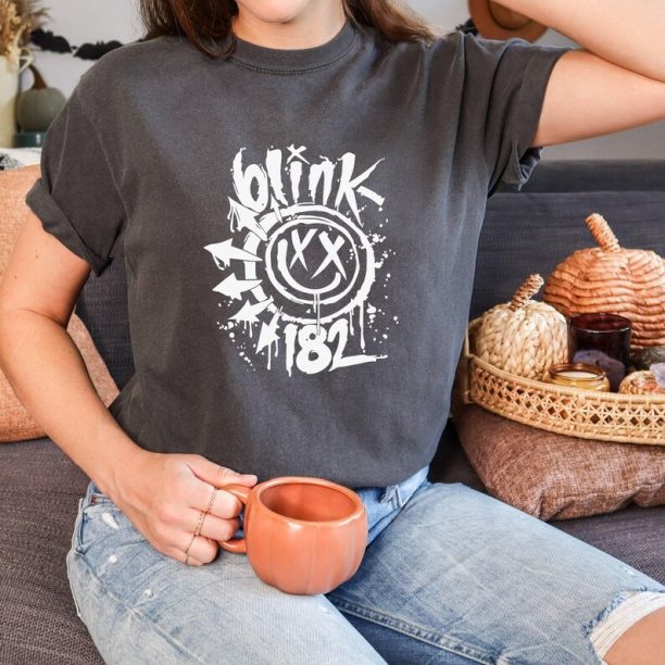 Comfort Color Smiley Face, Blink Shirt, Rock Band Shirt, Rock Girl,Girl At The Rock Show Tee, Rock Show Tee