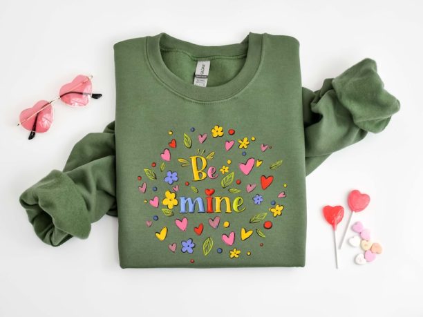 Be mine Valentine Sweatshirt, Valentine Shirt, Valentine's Shirt, Valentine's Day, Valentine's Day Gift, Love Shirt, Gifts for Her, Be Mine