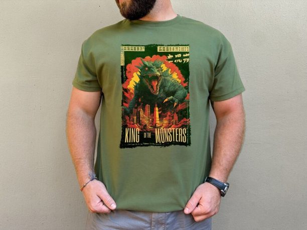 King of the Monsters Shirt Gift For Manga Lovers. Japanese Monster Movie Poster Unisex T-shirt. Vintage Japanese Movie