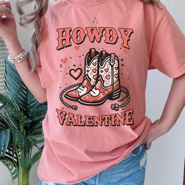 Howdy Valentine Comfort Colors Shirt, Cowgirl Western Valentines Gift, Howdy Valentine Shirt, Valentines Day Gift For Her Shirt