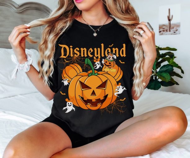 Disneyland Halloween Pumpkin Shirt, Comfort Colors Halloween Disneyland Tee, Oogie Boogie Bash Sweatshirt, Disney World, Mickey Mouse