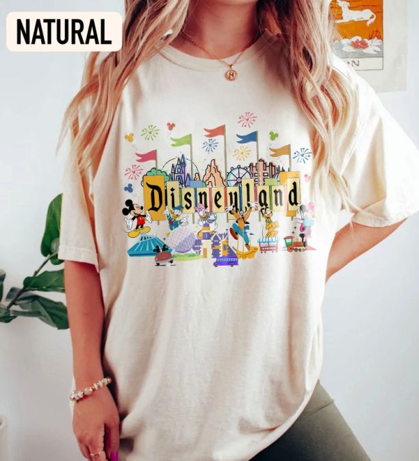 Disneyland Resort Happiest Place on Earth Vintage Shirt, Magic Kingdom Holiday WDW Unisex T-shirt Family Birthday Gift Adult Kid Toddler Tee