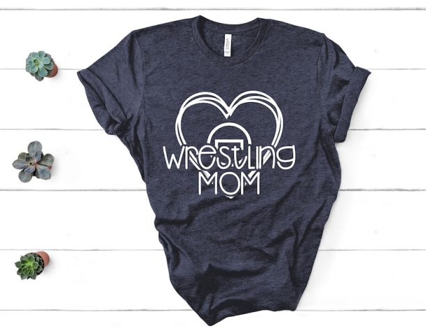 Wrestling Shirt Wrestling Mom Heart Mat Wrestler Mom Shirt T-Shirt T Shirt Tee Shirt Fun Minimalist Sports Wrestling Mom