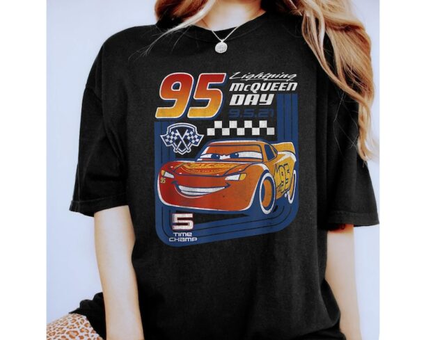 Disney Pixar Cars Lightning McQueen Trading Card Vintage Race Shirt