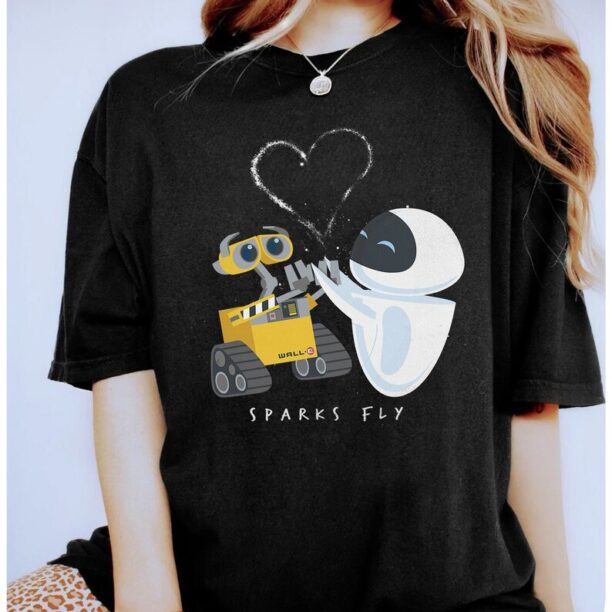 Cute Disney Pixar Wall-E Eve Heart Sparks Fly Shirt, Disneyland Vacation Trip