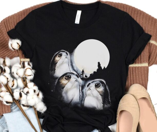 Cute Three Porg with Moon Sweatshirt / Retro Star Wars T-shirt / Walt Disney World Tee / Disneyland Family Vacation Trip