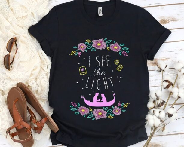 Disney Tangled Rapunzel And Flynn Rider I See The Light Stitched Style T-shirt