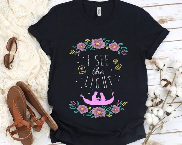 Disney Tangled Rapunzel And Flynn Rider I See The Light Stitched Style T-shirt