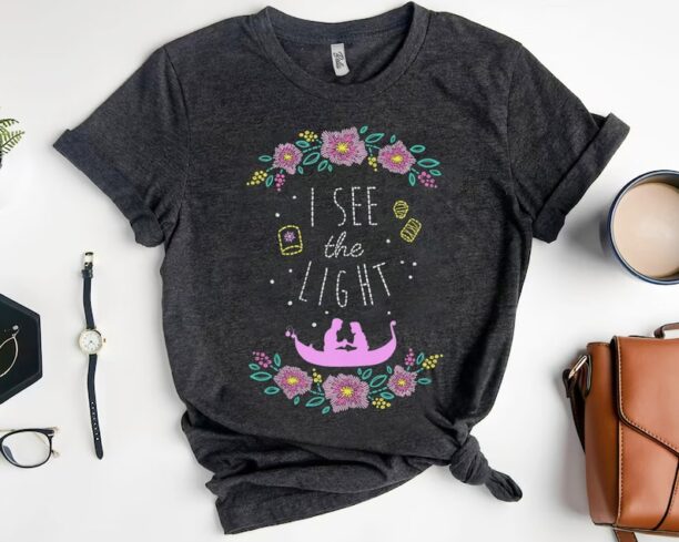 Disney Tangled Rapunzel And Flynn Rider I See The Light Stitched Style T-shirt