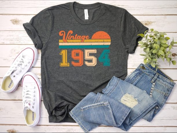 70th Birthday Shirt Vintage 1954 T Shirt 1954 Birthday Gift 70th Birthday Gift 70 Years Old Tee Limited Edition Legend