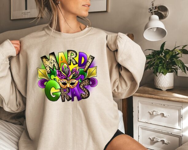 Mardi Gras Shirt, Adult Mardi Gras Sweatshirt, New Orleans Tee, Womens Mardi Gras Sweatshirt, Nola Shirt