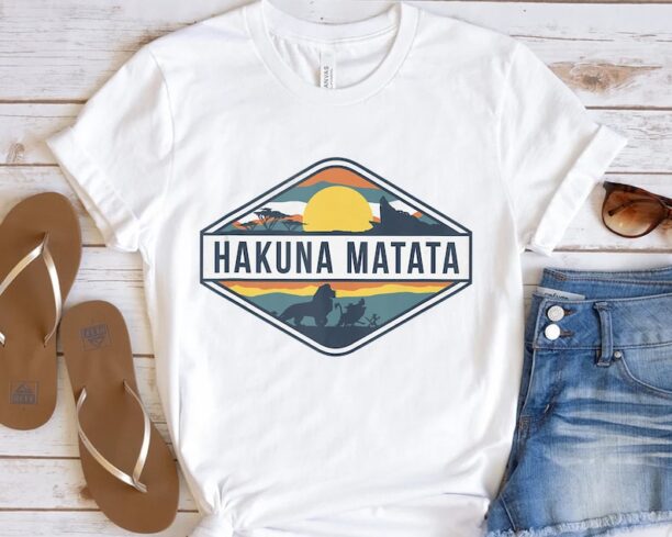 Disney The Lion King Simba Timon Pumbaa Hakuna Matata Diamond Logo Shirt