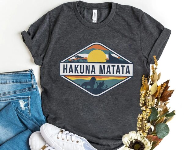 Disney The Lion King Simba Timon Pumbaa Hakuna Matata Diamond Logo Shirt